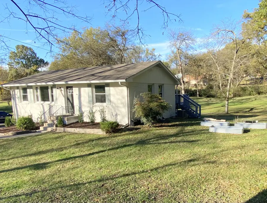 1042 Jasperson Dr, Madison, TN 37115 - Image #2