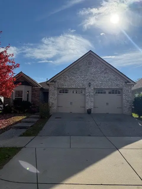 345 Lola Ln, Cottontown, TN 37048