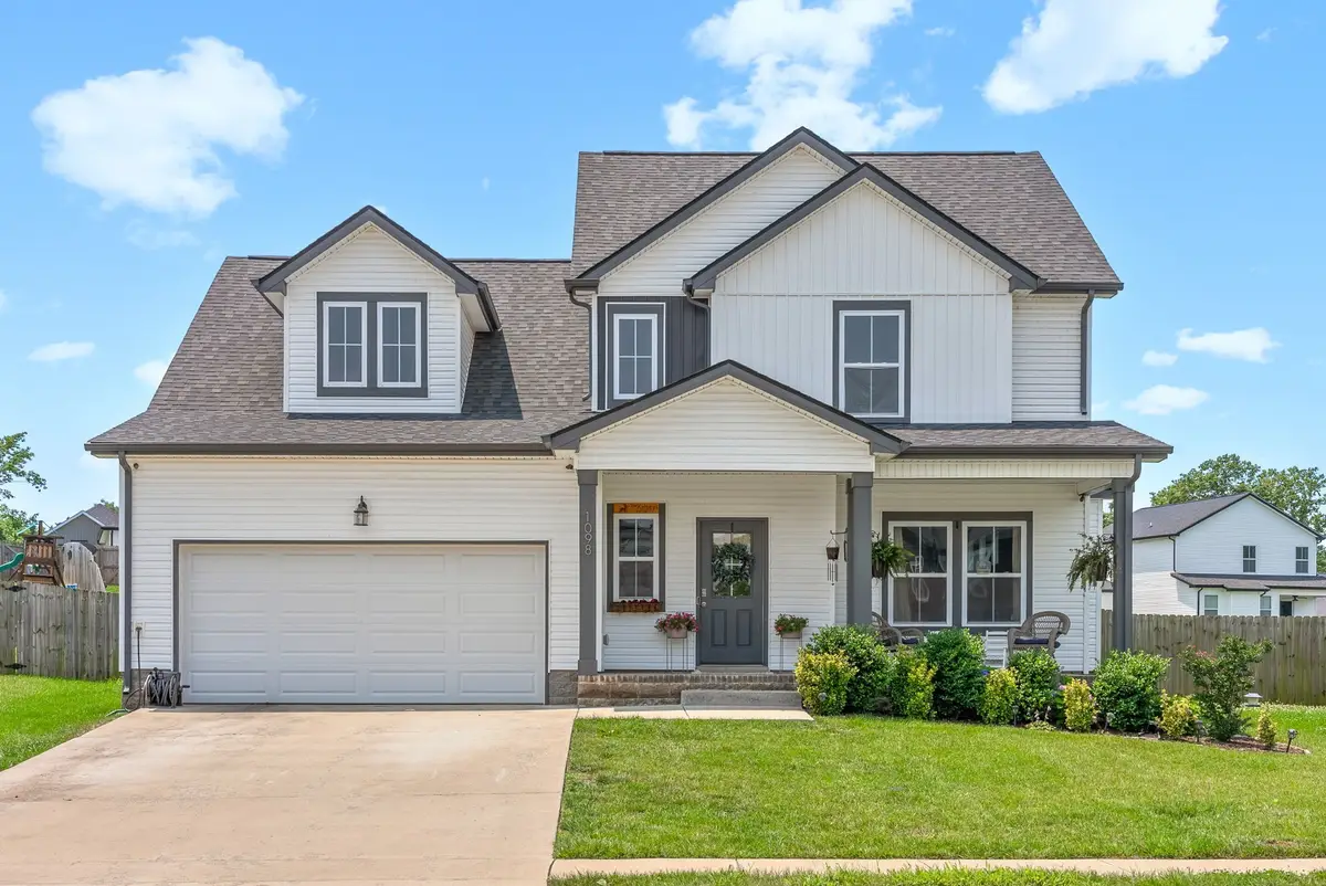1098 Eagles View Dr, Clarksville, TN 37040 - Image #1