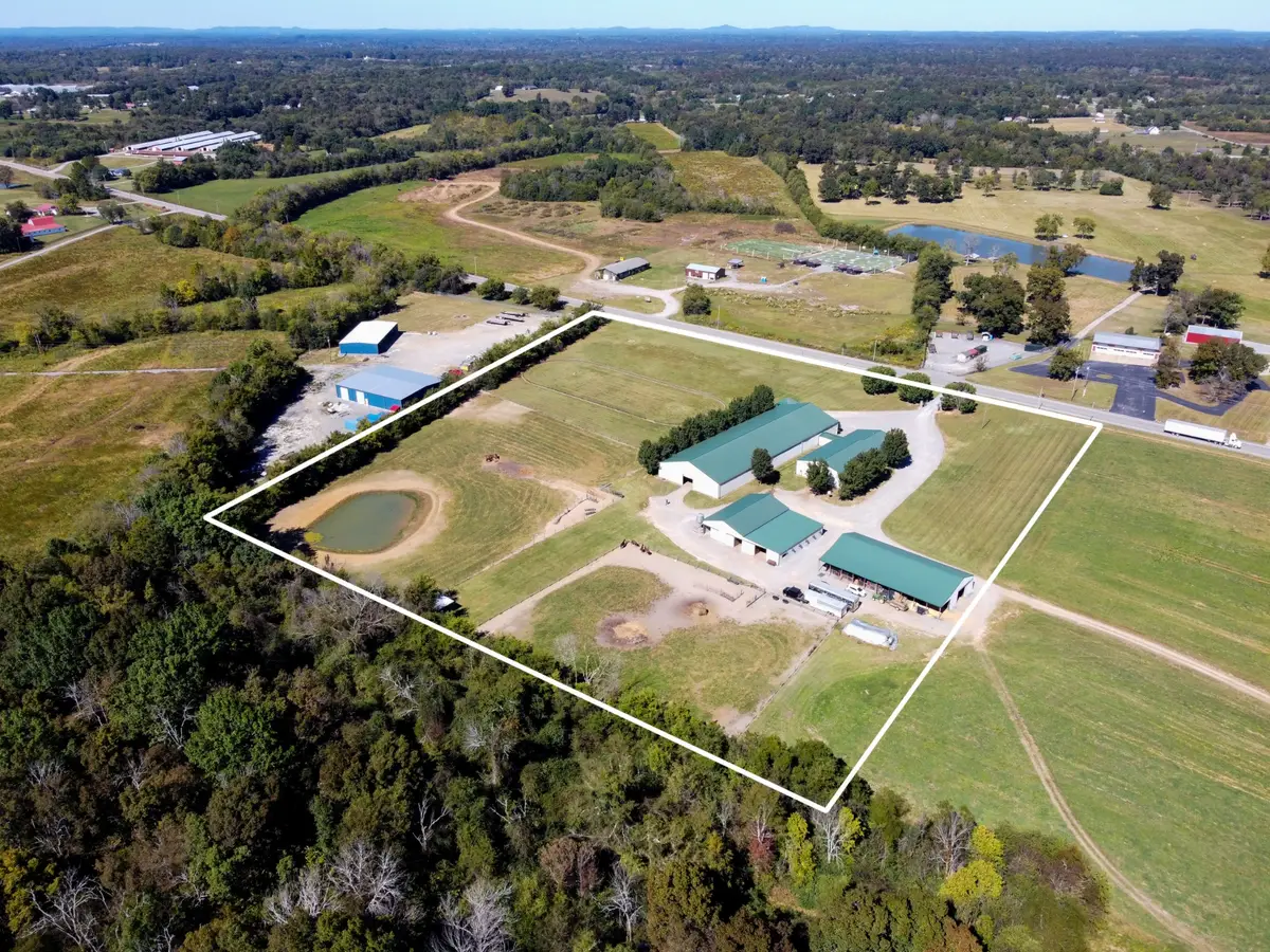 2028 Highway 64 W, Shelbyville, TN 37160 - Image #1