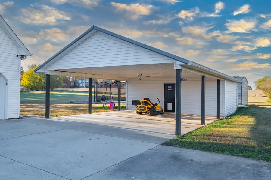 1603 Shangri La Ln, McMinnville, TN 37110 - Image #3