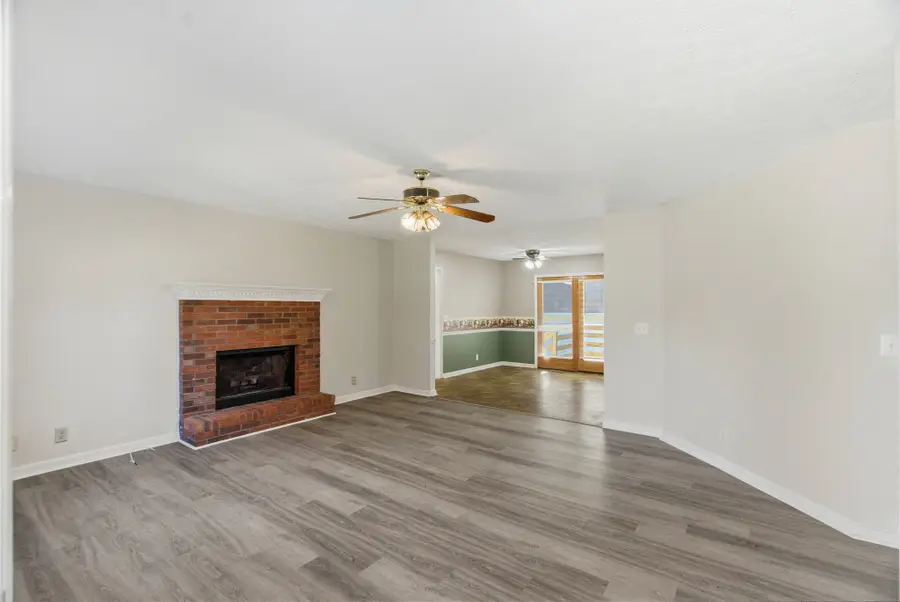 210 Rachel Ct, White House, TN 37188 - Image #2