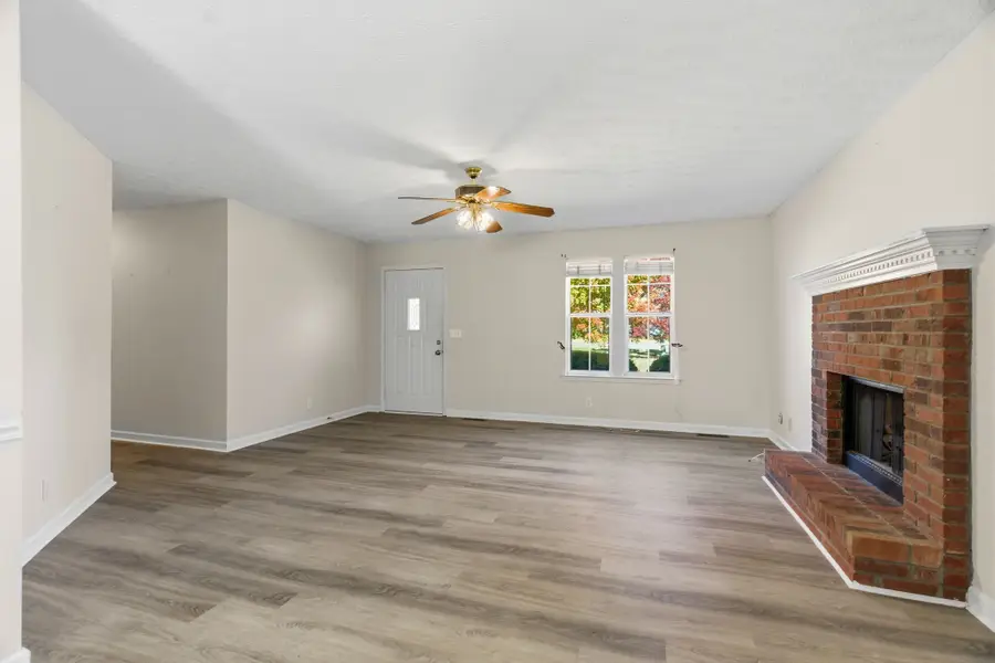 210 Rachel Ct, White House, TN 37188 - Image #3