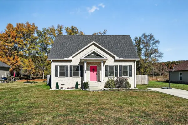 258 Green Meadow Dr, Smithville, TN 37166