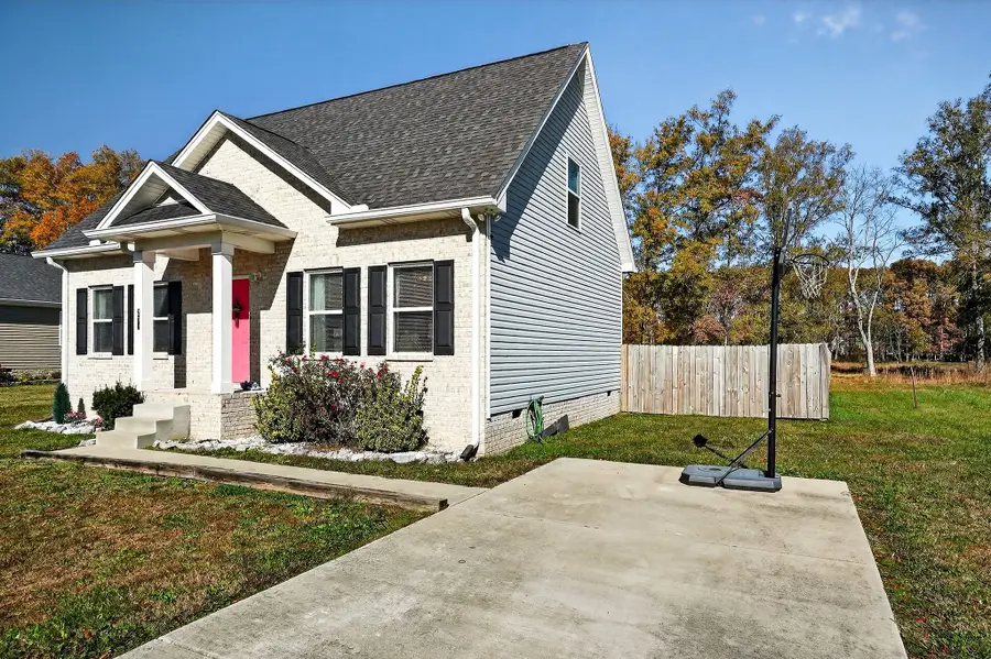 258 Green Meadow Dr, Smithville, TN 37166 - Image #3