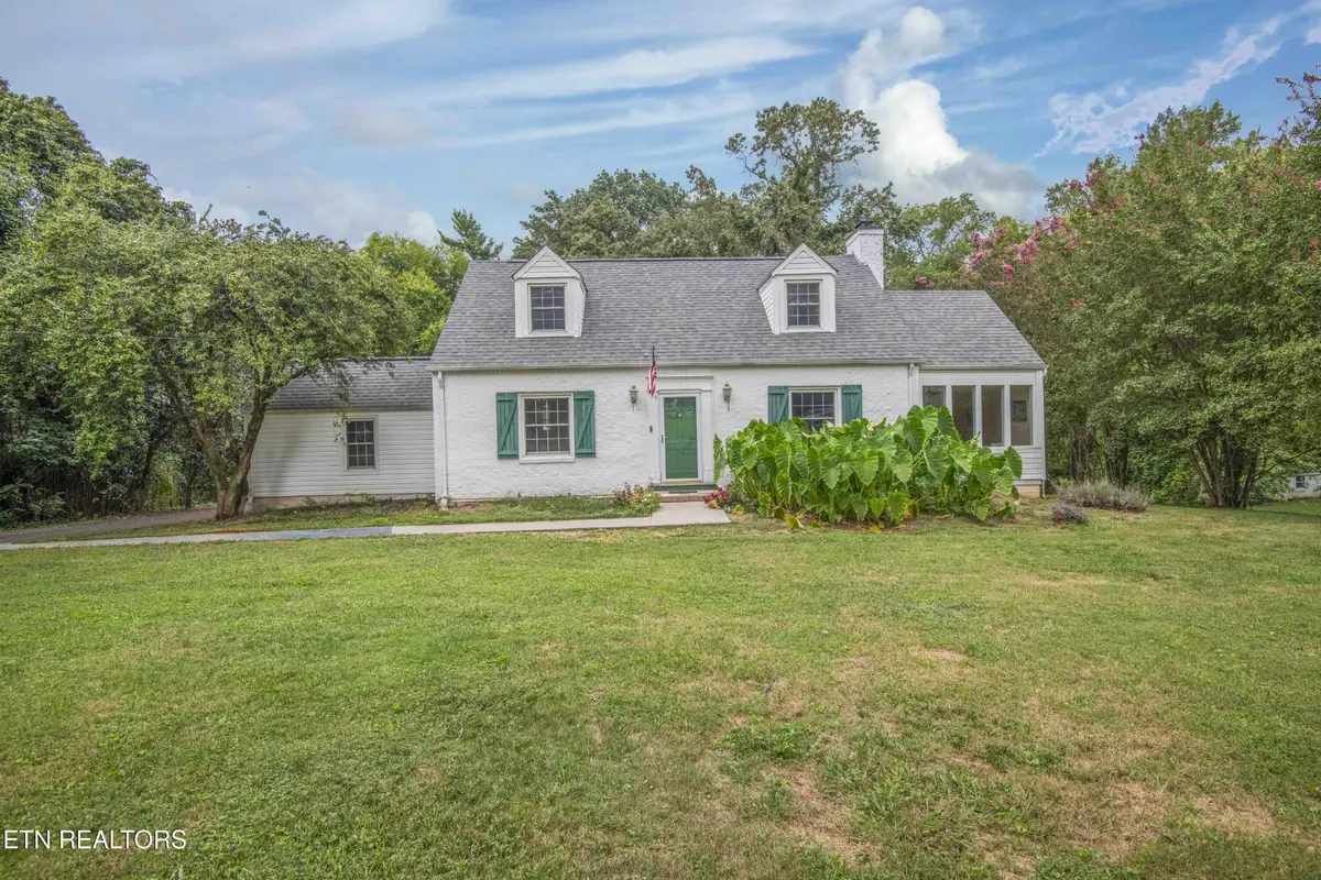 5709 Westover Drive, Knoxville, TN 37919 - Image #1