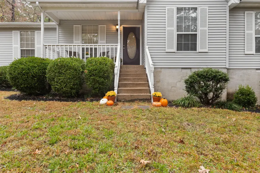 120 Oakwood Cir, Dickson, TN 37055 - Image #3