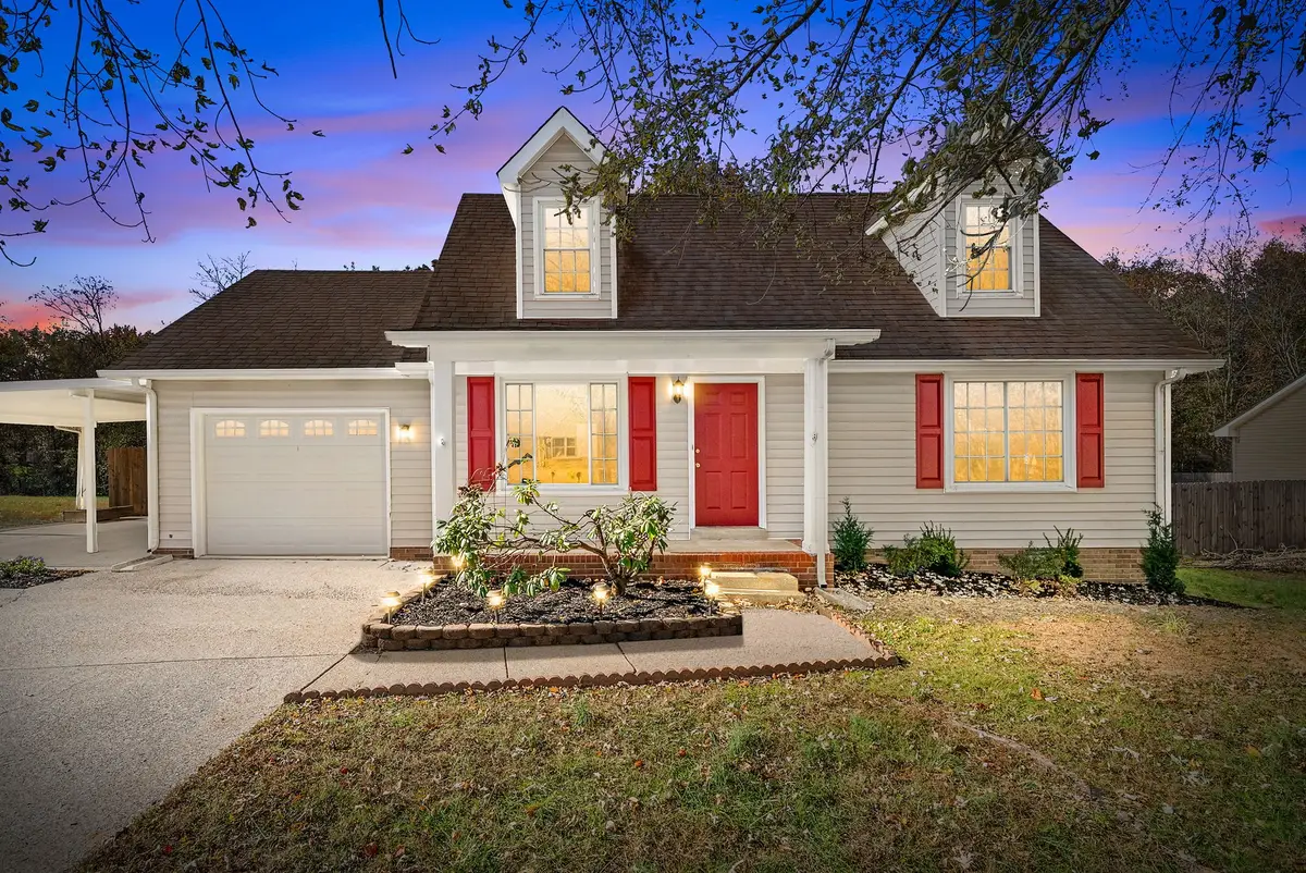 310 Kelsey Dr, Clarksville, TN 37042 - Image #1