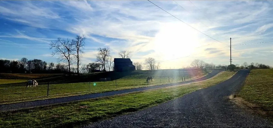 4591 Benson Rd, Springfield, TN 37172 - Image #3