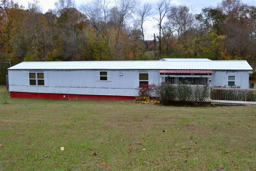 1441 Flatwood Rd, New Johnsonville, TN 37134 - Image #2