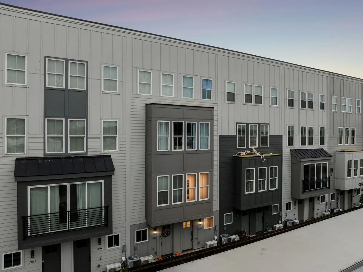 2038 Edison Park Ln, Nashville, TN 37209 - Image #1