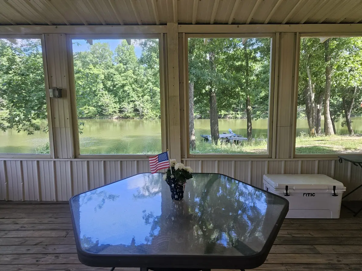 368 Duck Blind Rd, Clifton, TN 38425 - Image #1