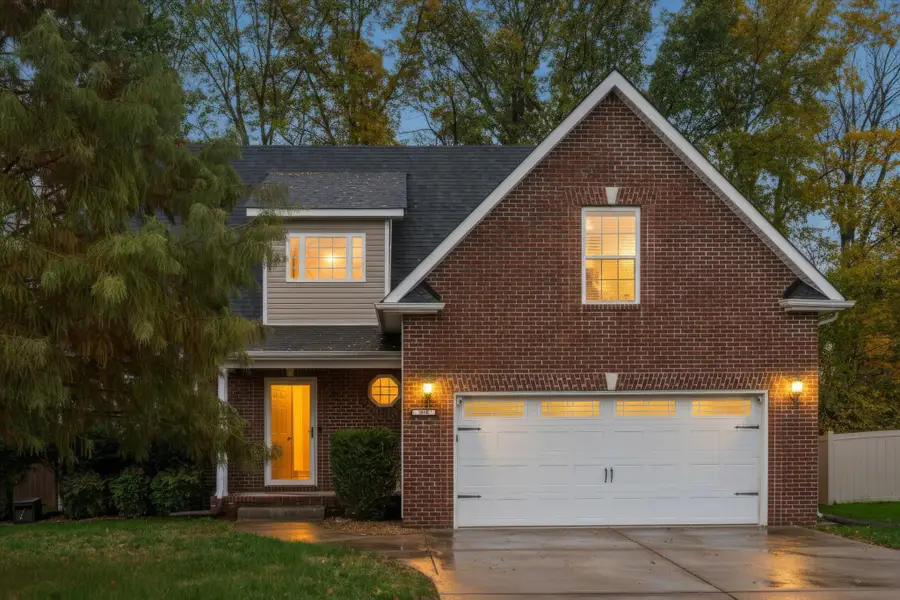 730 Cavalier Dr, Clarksville, TN 37040 - Image #2