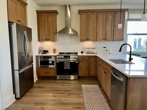 138 Valentine Aly, Nashville, TN 37218