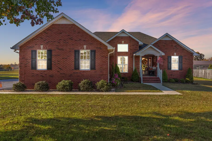 54 Northridge Dr, Manchester, TN 37355 - Image #2