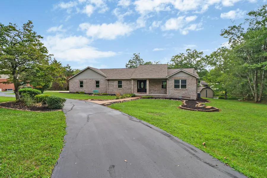 8621 Cherokee Trl, Crossville, TN 38572 - Image #3