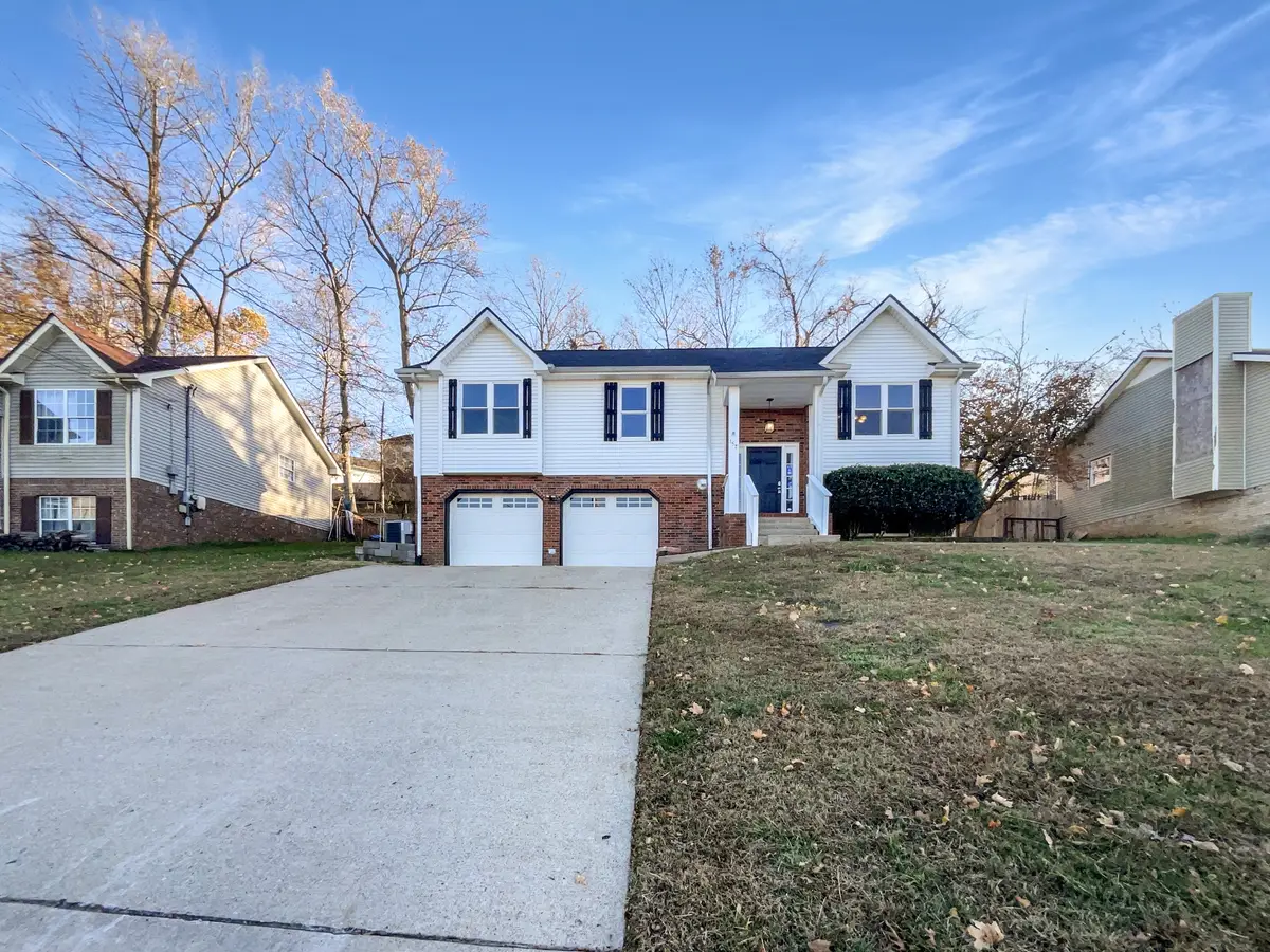 152 Whitehall Dr, Clarksville, TN 37042 - Image #1