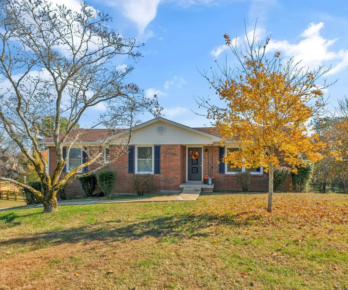 618 Crestland Dr, Columbia, TN 38401 - Image #1