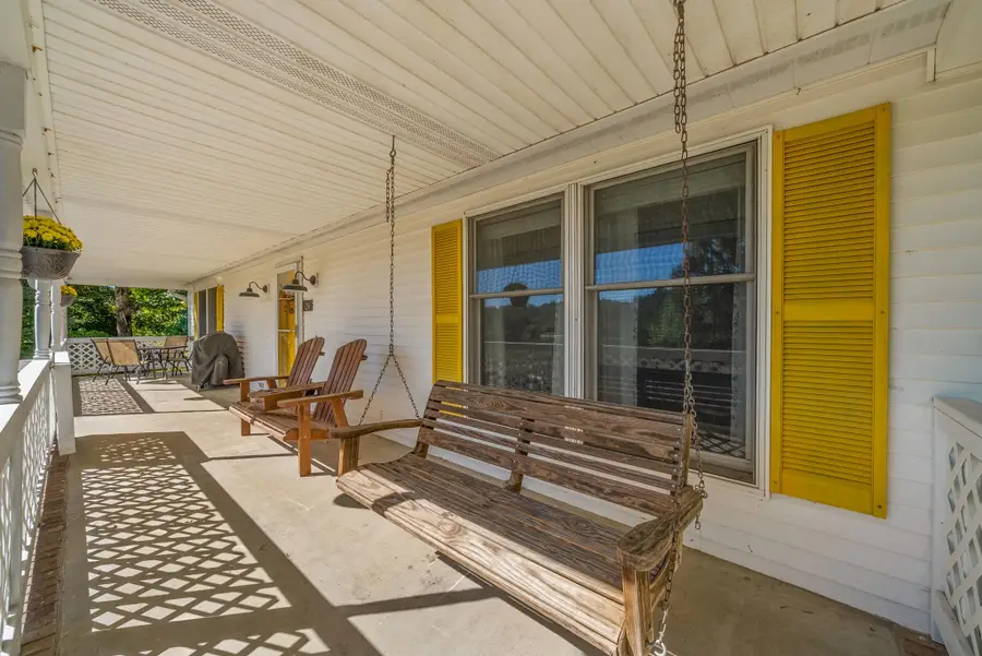 124 Norris Hancock Rd, Big Rock, TN 37023 - Image #2