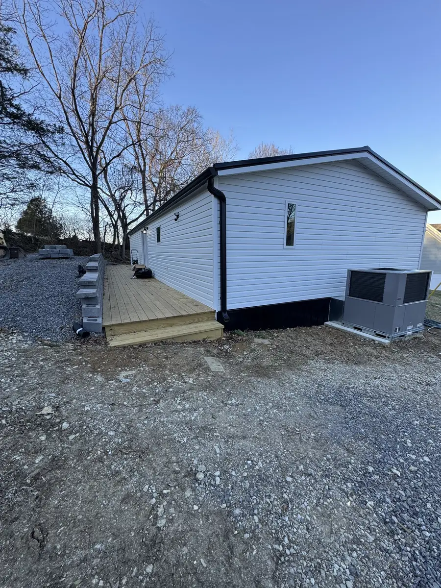 162 Lisa Dr, Gordonsville, TN 38563 - #3