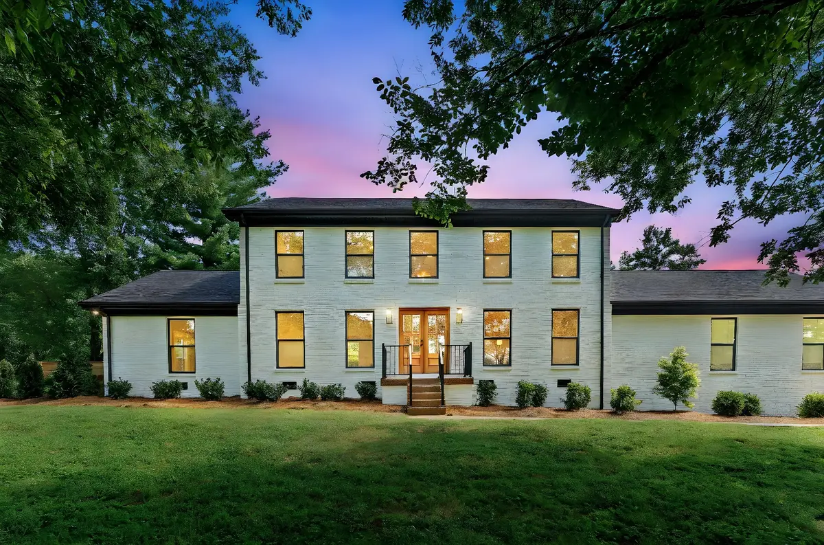 9209 Cherokee Ln, Brentwood, TN 37027 - Image #1