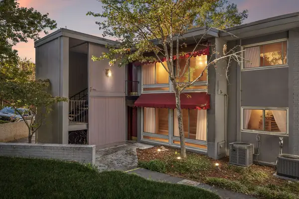 201 Acklen Park Dr #34, Nashville, TN 37203