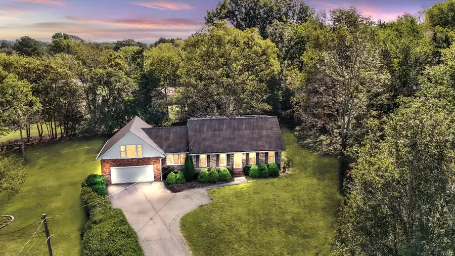 425 Centennial Ave, Lewisburg, TN 37091 - Image #2