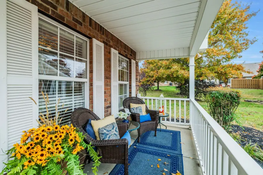 702 Forest Glen Circle, Murfreesboro, TN 37128 - Image #3
