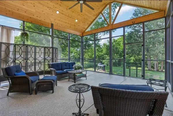 5122 Stonewood Dr, Smyrna, TN 37167