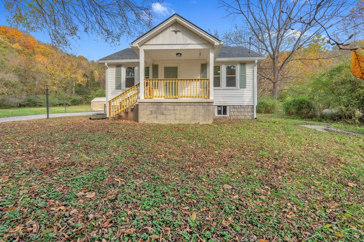 5060 Drakes Branch Rd, Nashville, TN 37218 - Image #1