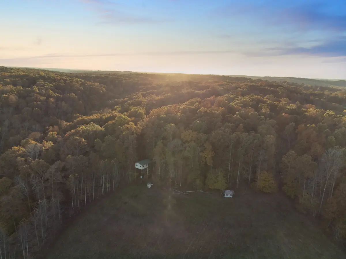 7422 Indian Creek Rd, Mc Ewen, TN 37101 - Image #1