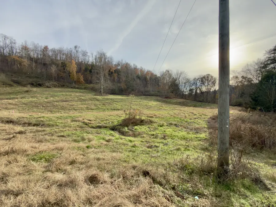 270 Higgins Rd, Woodbury, TN 37190 - Image #2