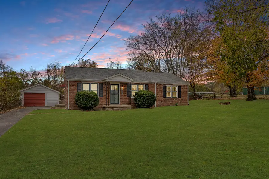 1842 Reynolds Rd, Nashville, TN 37217 - Image #2