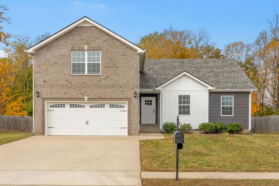 2336 Colston Dr, Clarksville, TN 37042 - Image #2