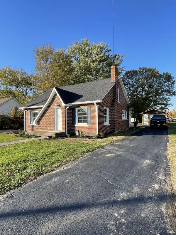 412 Meador Dr, Lafayette, TN 37083