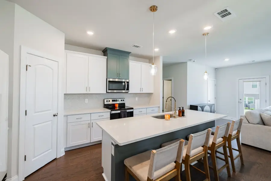 2007 Chaucer Ct, Lebanon, TN 37087 - Image #2