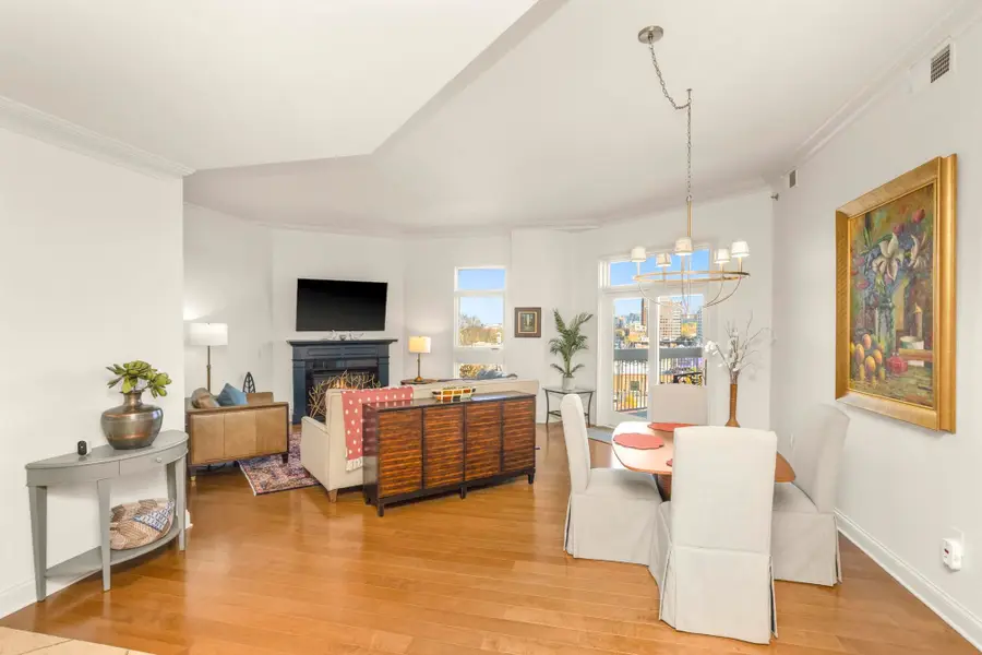 110 31st Ave N #303, Nashville, TN 37203 - Image #3