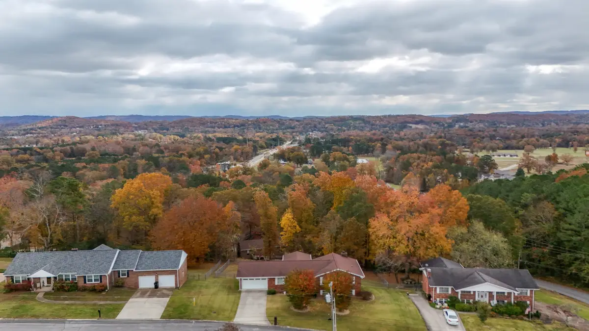 615 Larry Dr, Ringgold, GA 30736 - Image #1