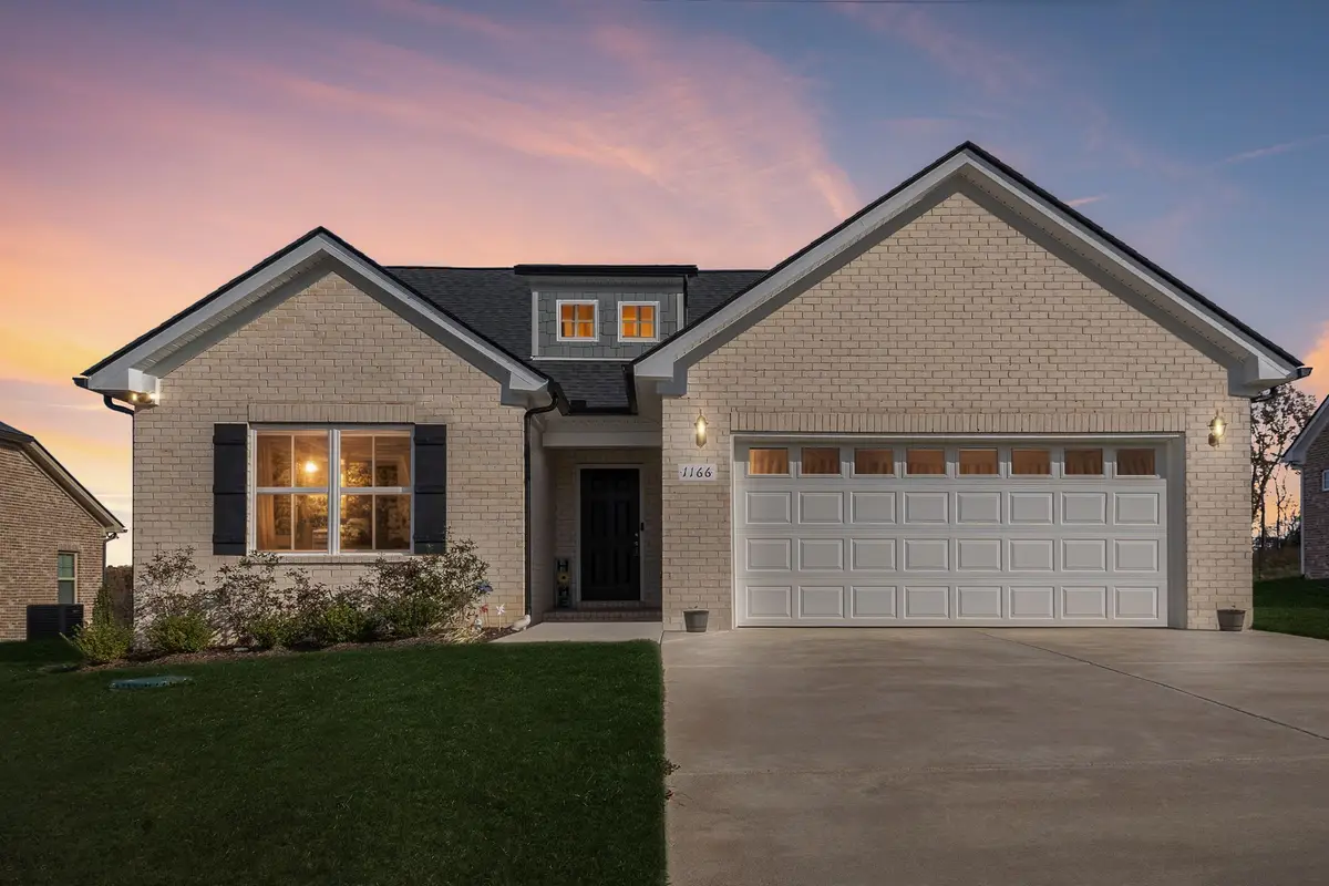 1166 Amber Hills Dr, Ashland City, TN 37015 - Image #1