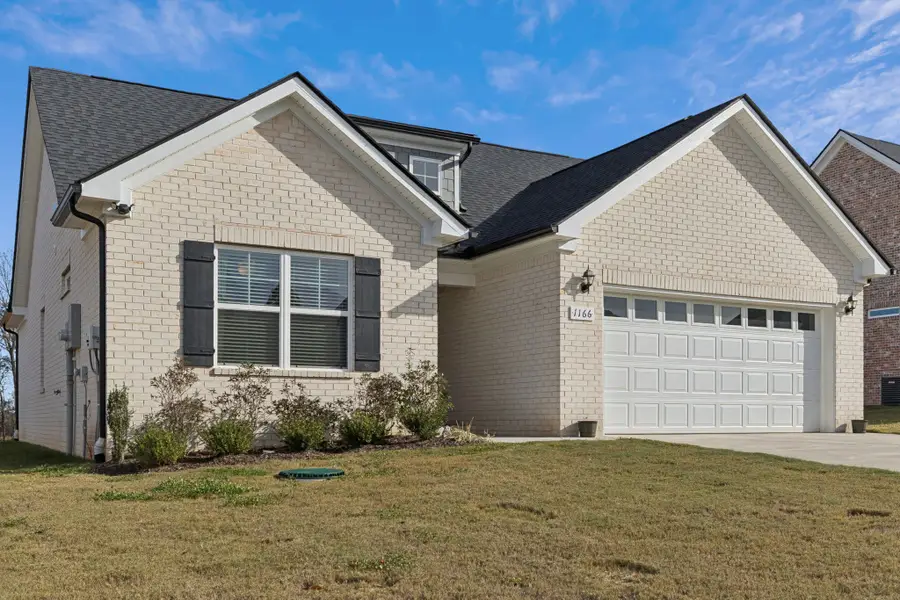 1166 Amber Hills Dr, Ashland City, TN 37015 - Image #3