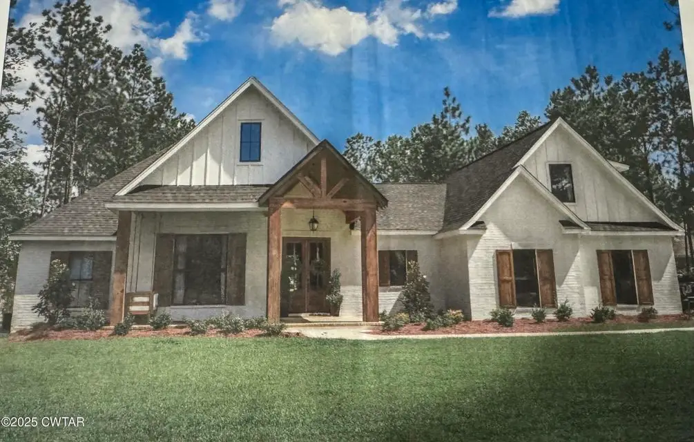 174 Cardinal Estate Dr, Lexington, TN 38351 - Image #1