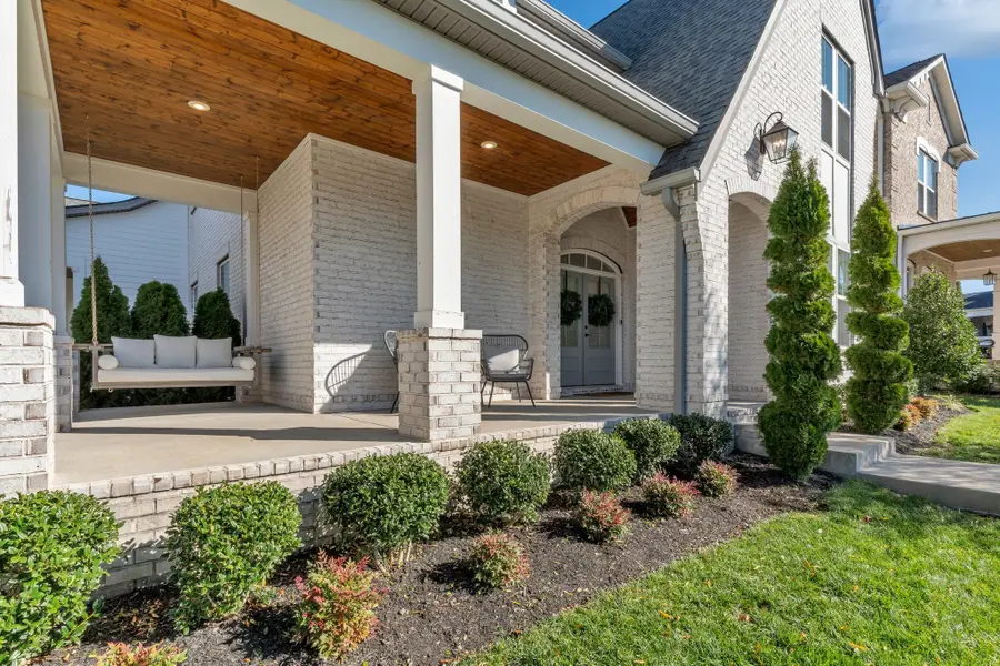 368 Azalea Cir, Hendersonville, TN 37075 - Image #2