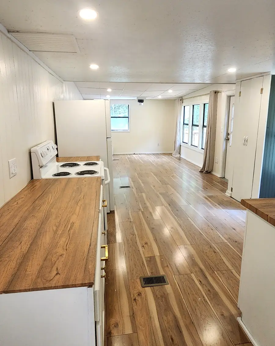 4439 Danville Rd, Big Sandy, TN 38221 - Image #3