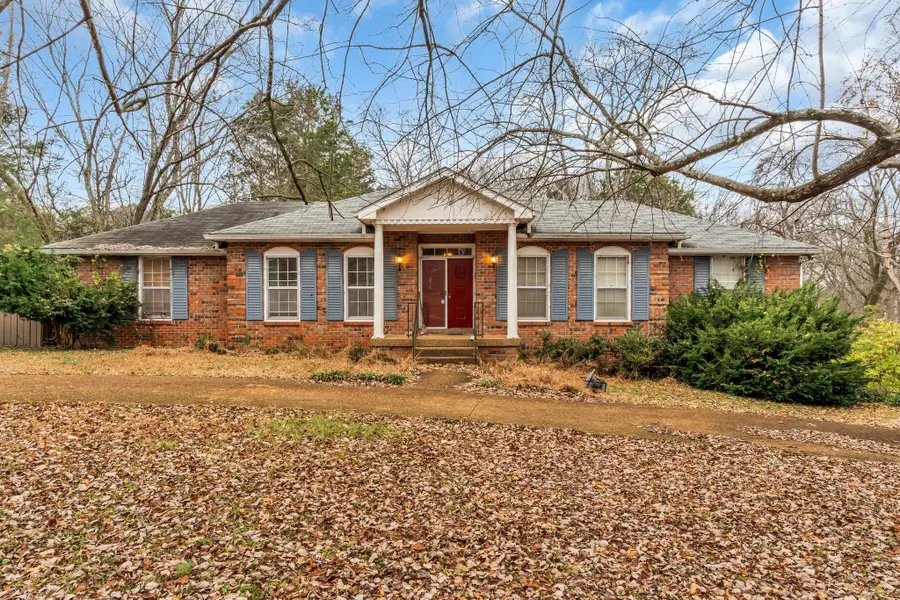 503 Hillwood Dr, Mount Juliet, TN 37122 - Image #2