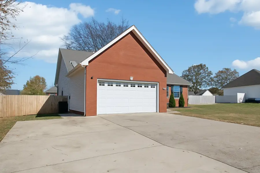 911 Compton Rd, Murfreesboro, TN 37130 - Image #2