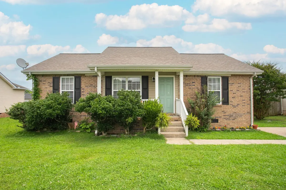 1367 Piercy Ct, Lebanon, TN 37087 - Image #1