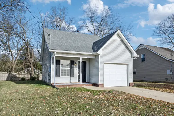 1238 Eastwoods Dr, Murfreesboro, TN 37130