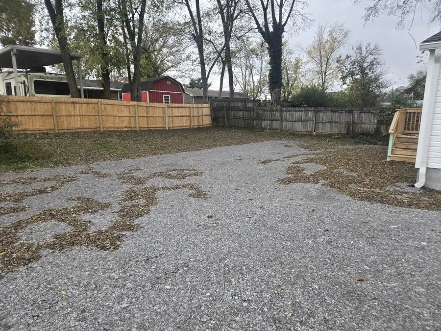 223 E Park Ave, Gallatin, TN 37066 - Image #3