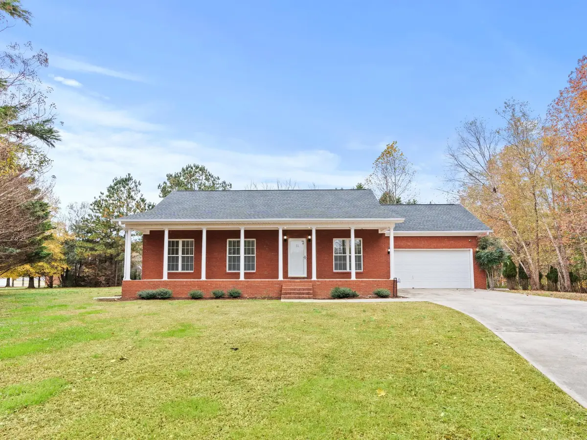 51 Brookwood Dr, Fayetteville, TN 37334 - Image #1