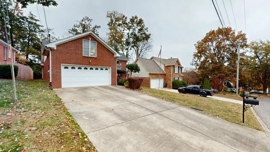 2808 Blackwood Dr, Nashville, TN 37214 - Image #3